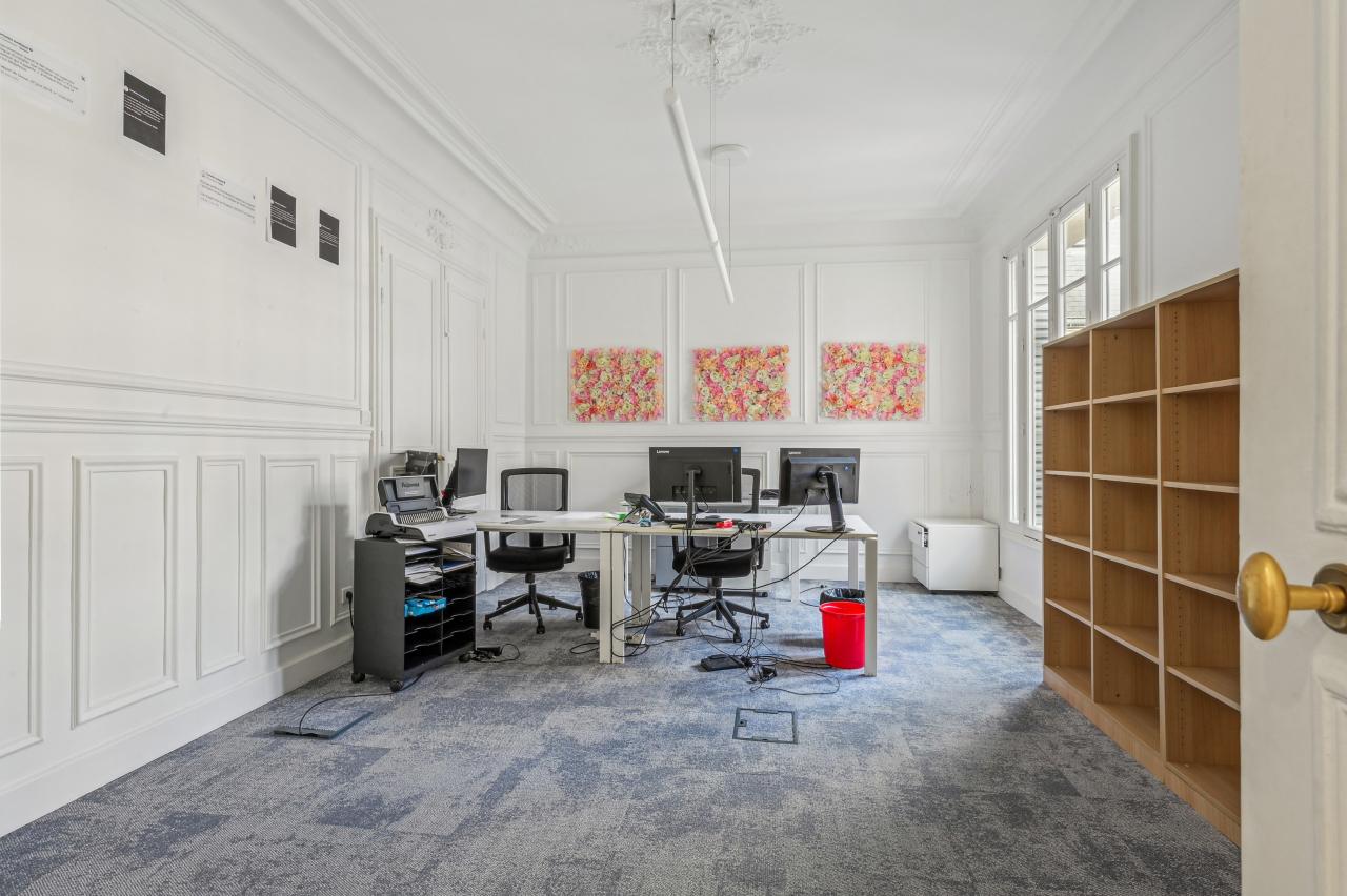 Bureau Paris 160m² Location bureau Paris OLBUR2424530 9